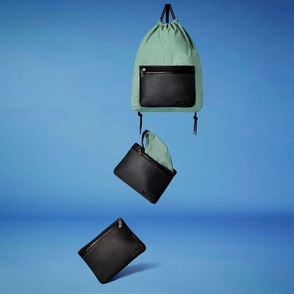 2 in 1 Bag! String Backpack Turns into Folded Cosmetic / Travel Bag - Brand NEW - Picture 1 of 6